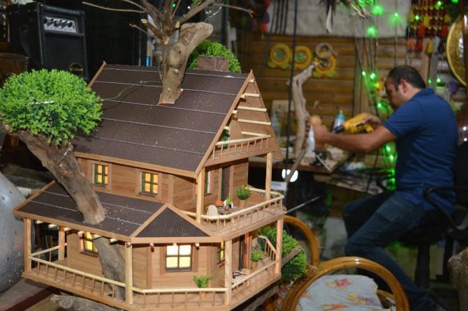 ​Hobi olarak başladığı minyatürü ihraç ediyor