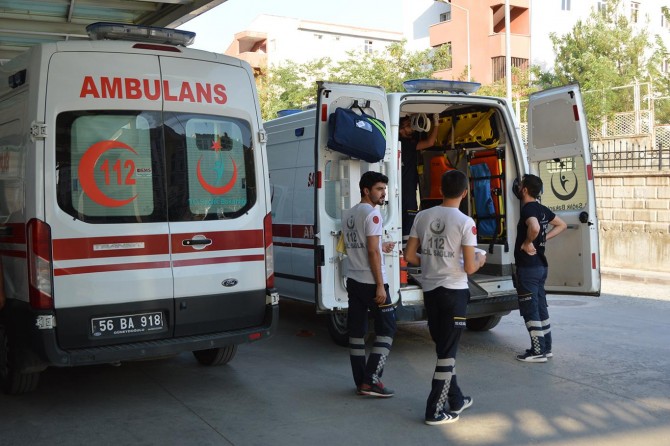 Pervari'de mayın patlaması: 2 asker yaralandı