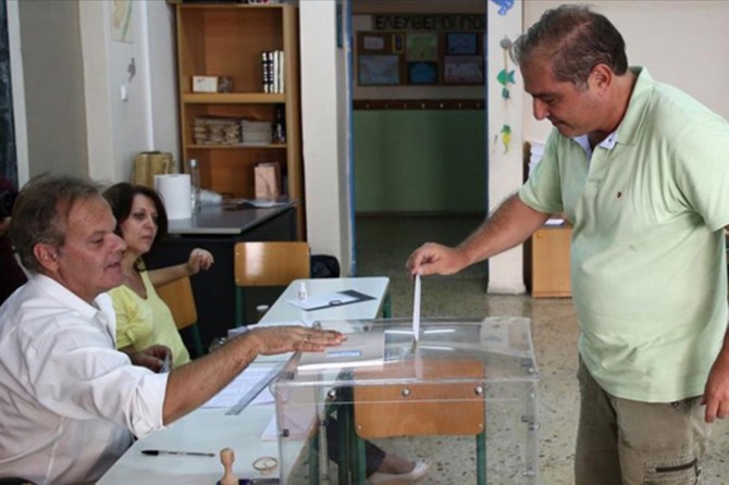 Yunanistan'da erken seçim yapılıyor