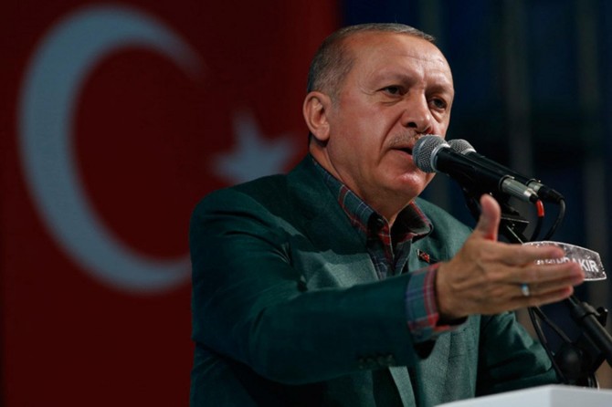 Cumhurbaşkanı Erdoğan'dan Ali Babacan'a: Ümmeti parçalamaya hakkınız yok