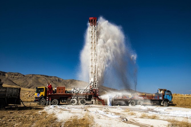 Ilısu Barajı nedeniyle taşınan köy suya kavuştu