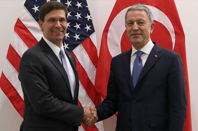 Bakan Akar ABD'li mevkidaşı ile görüştü