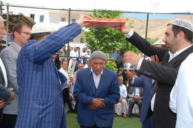 Bitlis’te ​14 yılık husumet barışla sonuçlandı