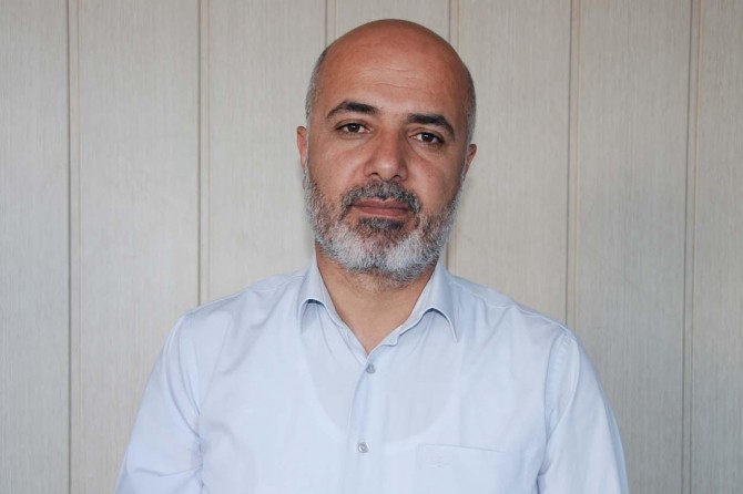 Darbeleri bastıran ezan ve sela dirilişe davet ediyor