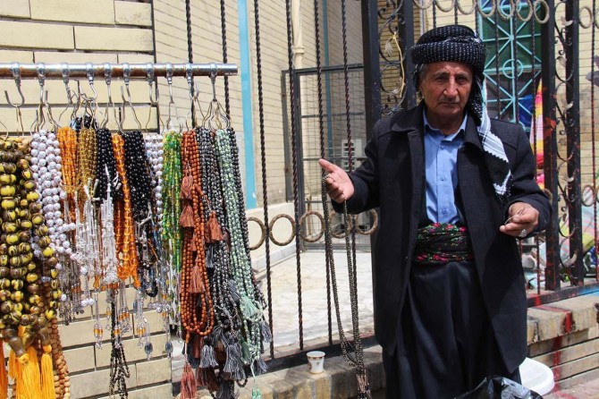 Süleymaniye'de tespihlere olan ilgi dikkat çekiyor