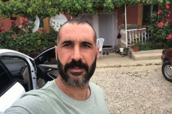 Hilvan'da takla atan otomobilin sürücüsü hayatını kaybetti
