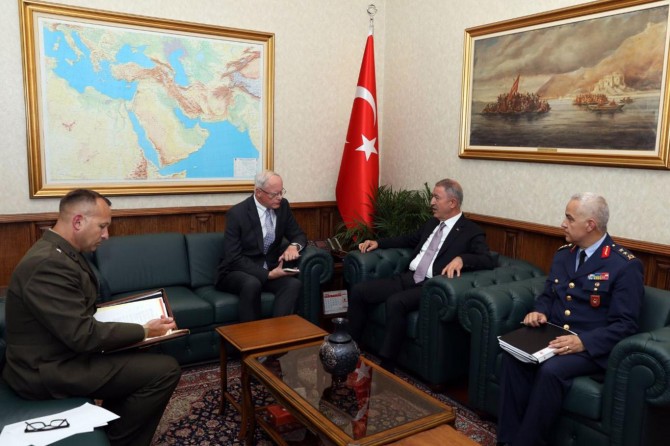 Suriye'de güvenli bölge çalışmaları başladı