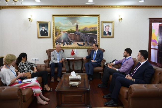 BMMYK Heyeti Şanlıurfa Valiliğini ziyaret etti