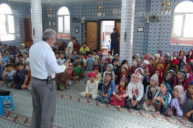 Kur'an bülbüllerine "Mahremiyet Bilinci ve Çevre Ahlakı" semineri verildi
