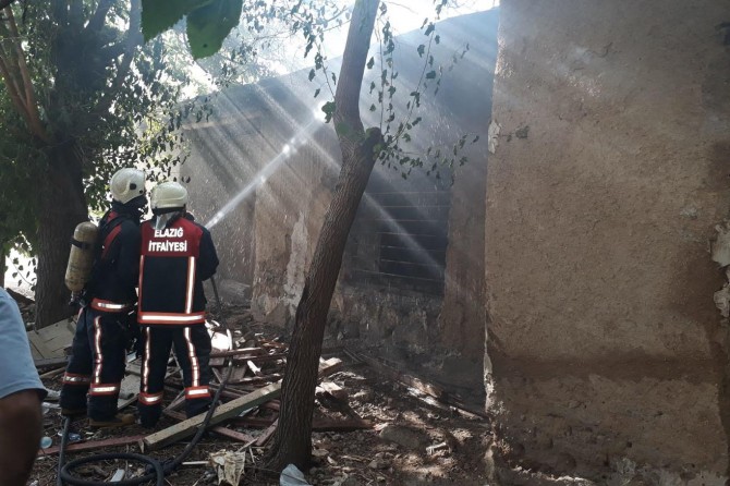 Elazığ'da fırın yangını