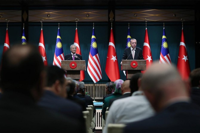 Türkiye Malezya arasındaki iş birliği her alanda ilerletilecek