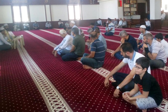 Adıyaman'da aileler ile çocukları camiyle buluştu