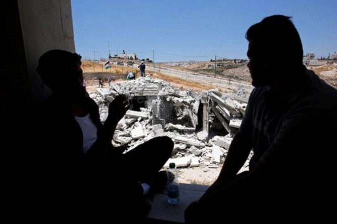 İşgal rejimi onlarca aileyi evsiz bıraktı