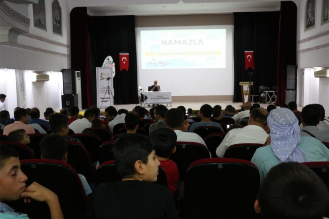 ​Namaz merkezli inşa ve ihya hareketinde bulunmalıyız