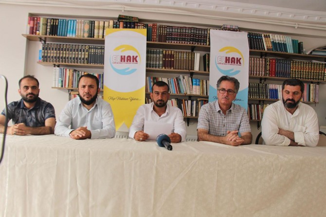 Mültecilere karşı alınan ve takınılan tavırlar endişeye neden oluyor