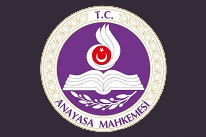 1071 akademisyenden AYM'ye tepki