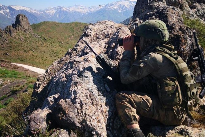 Li Metîna û Avaşînê 5 PKKyî hatin kuştin