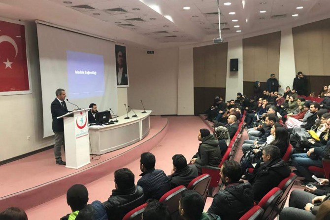 Viranşehir Devlet Hastanesinde bağımlılıkla mücadele çalışmaları
