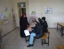 Sorunlarının Hal Edilmesi İçin Halkoylamasına Gittiler