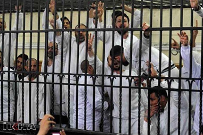 Nearly 3,000 people sentenced to death post-coup in Egypt