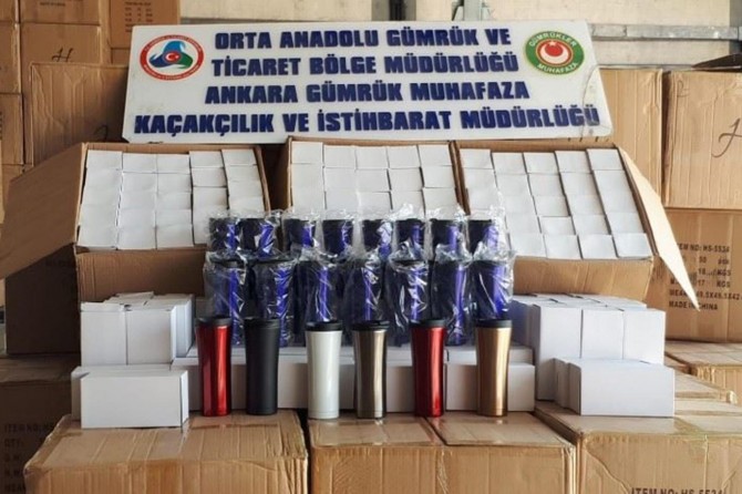 Çankırı’da 2 milyon liralık kaçak termos bardak ele geçirildi