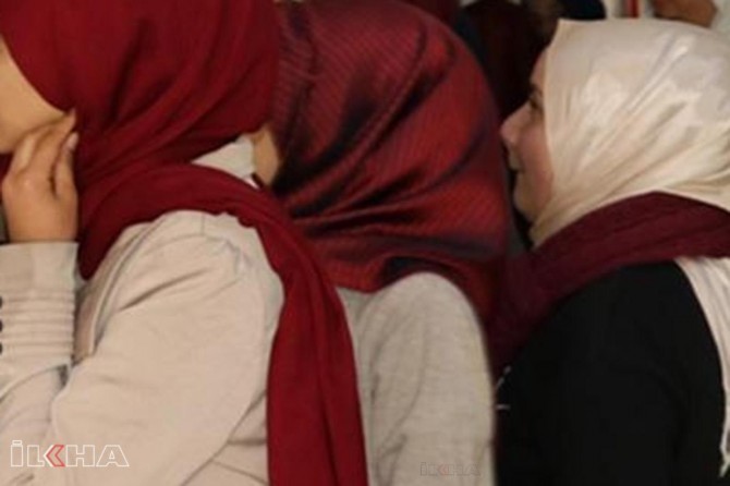 Headscarves to be banned in schools in the Flemish region