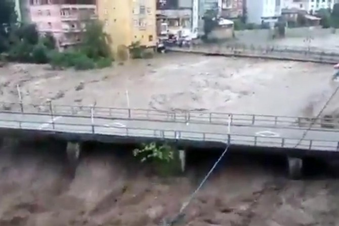 Li Samsûnê ji ber lehîyê kesek jiyana xwe ji dest da