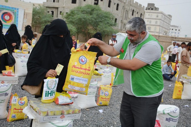 Mazlum Yemen halkını unutmayalım