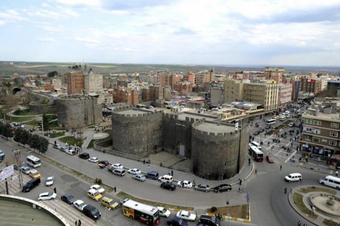 Diyarbakır'da 3 gün boyunca bazı yollar trafiğe kapatılacak