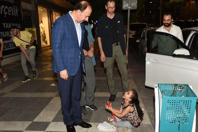 ​Şanlıurfa Valisi Erin, sokakta çalışan çocuklarla ilgili talimat verdi