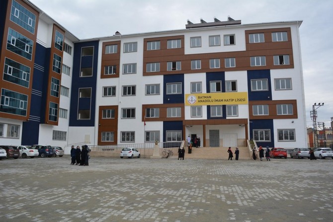 Kaliteli eğitim için imam hatipler tercih edilmeli