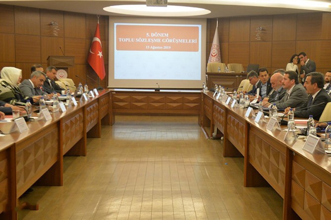 Kamu Görevlileri Hakem Kurulu zam kararını bugün açıklayacak