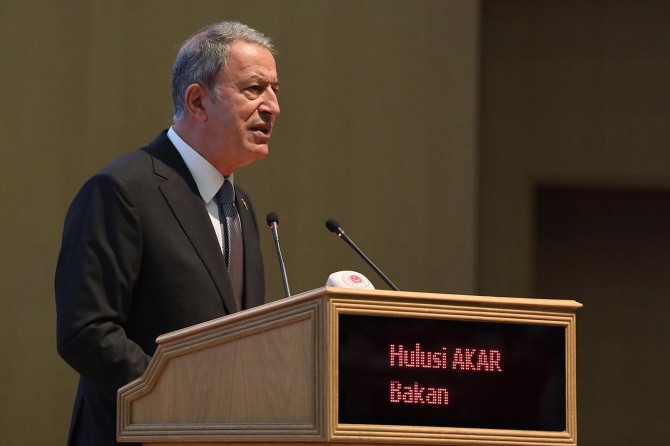 Milli Savunma Bakanı Akar: YPG'nin mevzilerinin tahrip edildiğine dair bilgiler var
