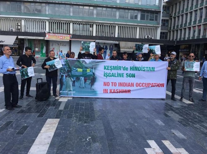 İslam ülkeleri Keşmir halkının sesine ses olmalı