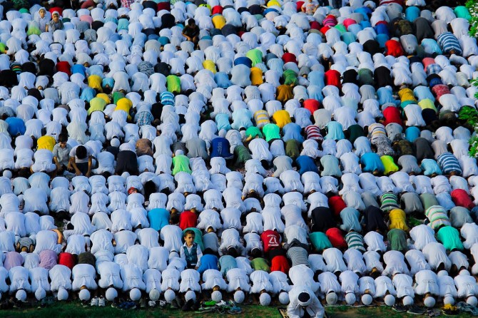 Çocuklarımızın namaz sevgisi, bir inkılabın muştusudur