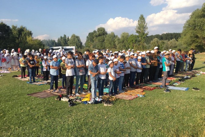 Kur'an Nesli Platformu: İmandan sonra en önemli hakikat namazdır