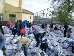 Sosyal Yardımlaşma Vakfı İdil'de Kömür Dağıtımına Başladı
