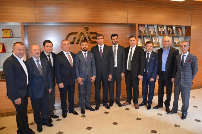 İhracatçı Irak ve Suriye'de kan kaybediyor