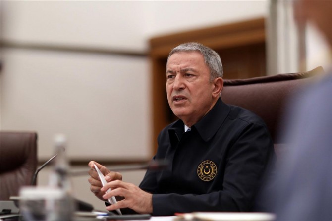 Bakan Akar'dan Güvenli Bölge'de müşterek kara devriyesine ilişkin açıklama