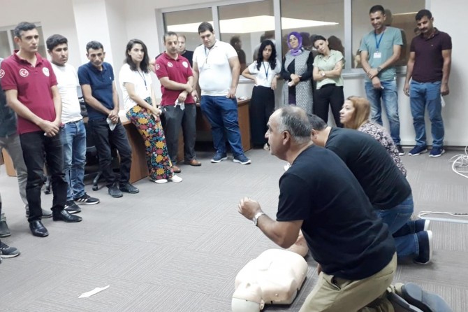 Şanlıurfa’da 112 Acil Çağrı Merkezi personeline eğitim verildi