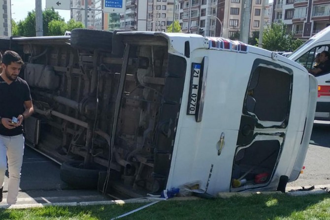 Li Diyarbekirê qeza: 9 birîndar