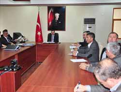 Tarsus'ta Köylere Hizmet Götürme Toplantısı Yapıldı