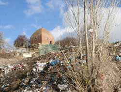 Köylüler, Mezarlıklarına Sahip Çıkılmasını İstiyor