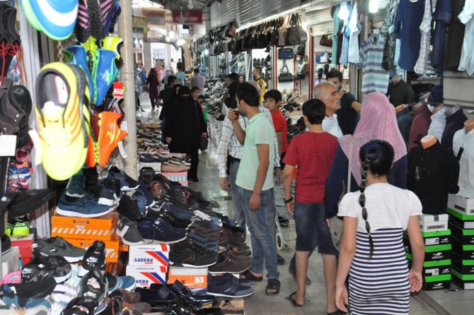 Palandöken: AVM ve zincir marketler esnafı zorluyor