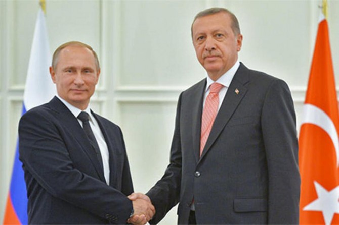 Rusya Başkanı Putin Üçlü Zirve için Ankara'da
