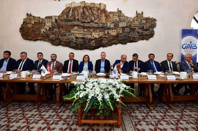 Al-Janabi: Sorunlar çözülünce ticaret hacmi daha da artacaktır