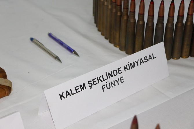 Security forces seize pen-shaped chemical detonator