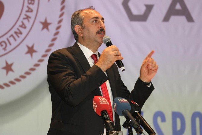 Adalet Bakanı Gül: Dünyada küresel bir adaletsizlik var