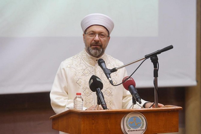 Erbaş: Menfaat sağlayan şebekelerle mücadele edeceğiz