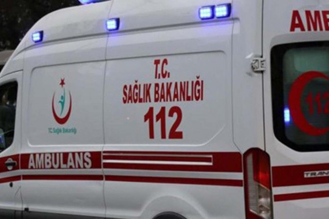Adapazarı'nda gıda zehirlenmesi şüphesiyle 143 asker hastaneye kaldırıldı